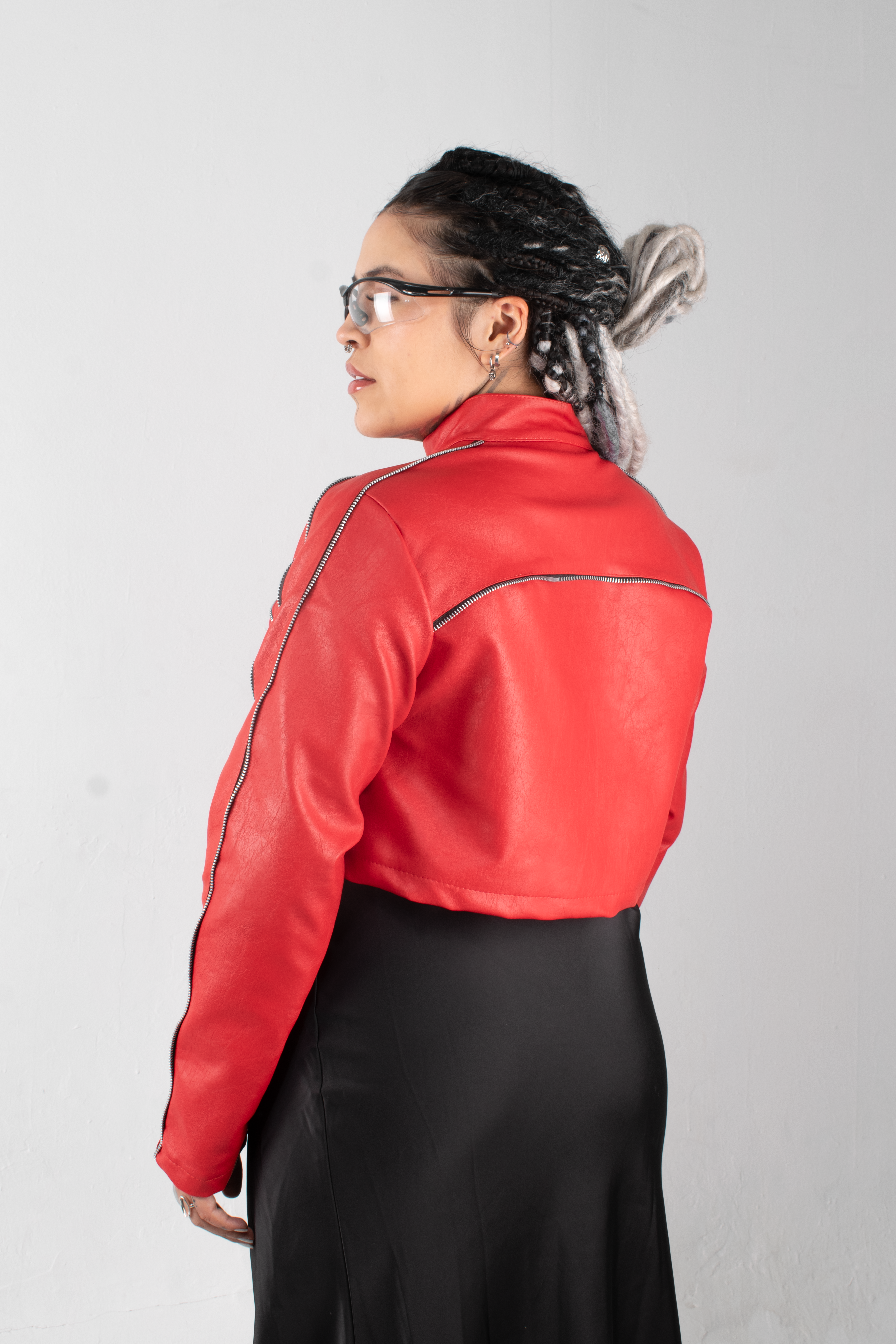 CROPPED ZIPPERS